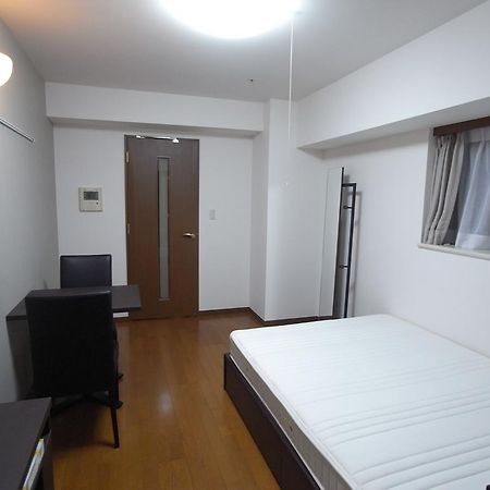 Palace Studio Shinjuku Parkside Токио Экстерьер фото