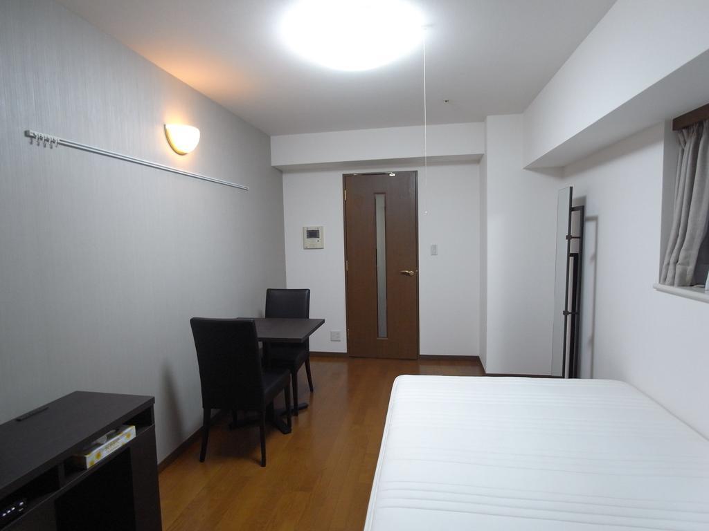 Palace Studio Shinjuku Parkside Токио Экстерьер фото