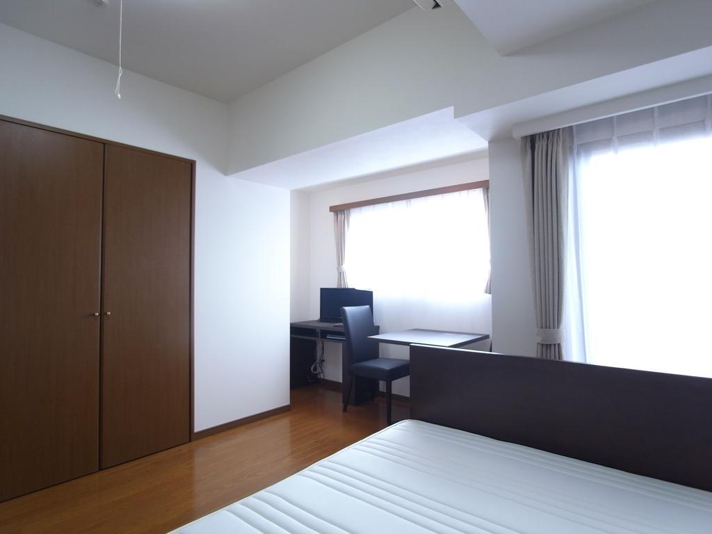 Palace Studio Shinjuku Parkside Токио Экстерьер фото