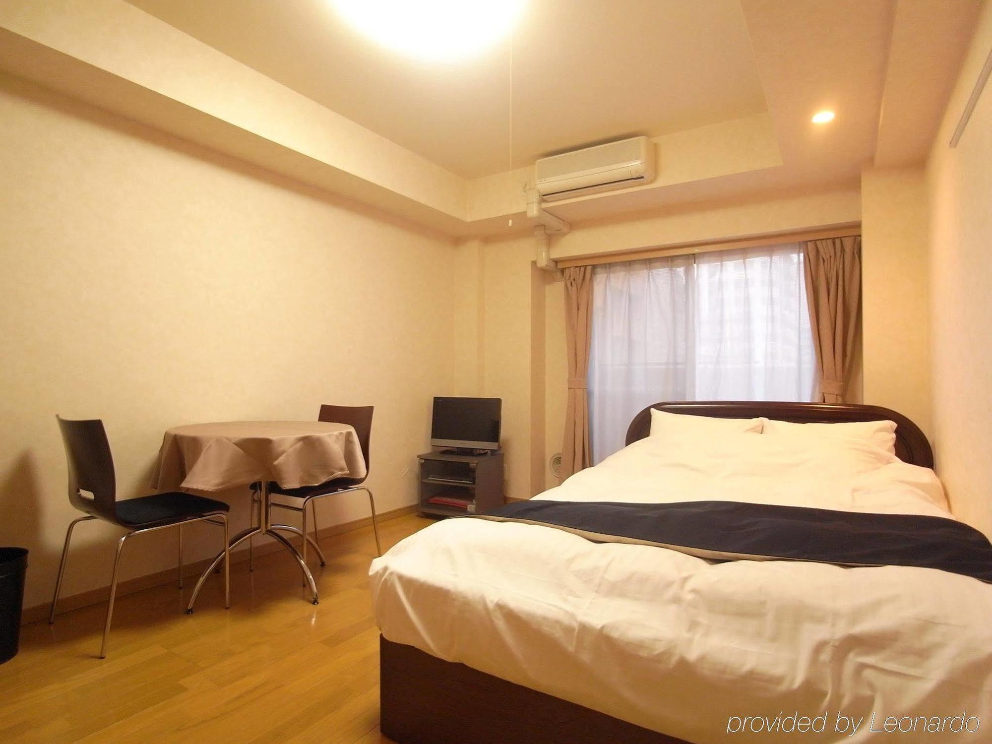 Palace Studio Shinjuku Parkside Токио Экстерьер фото